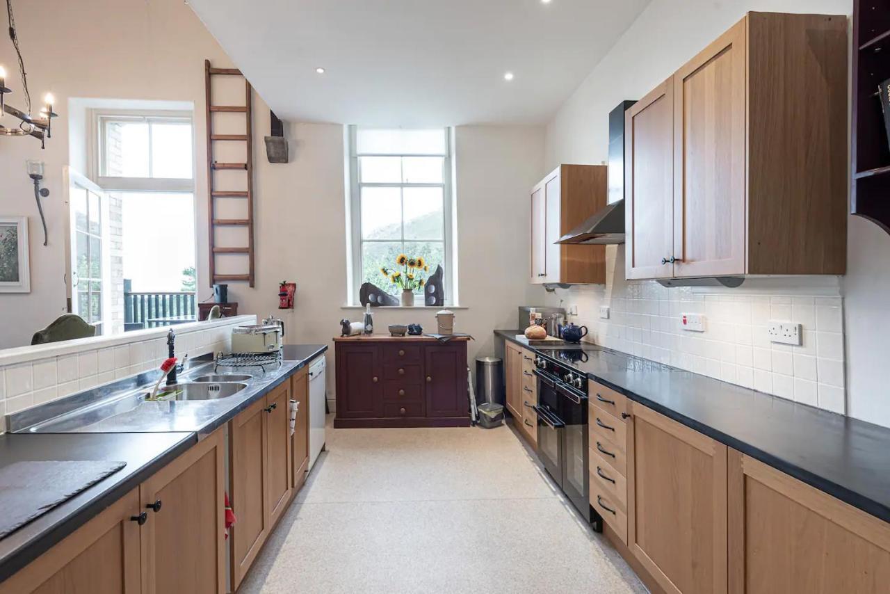 Converted Chapel, Stunning Sea & Mountain Views! Penmaenmawr Exterior photo